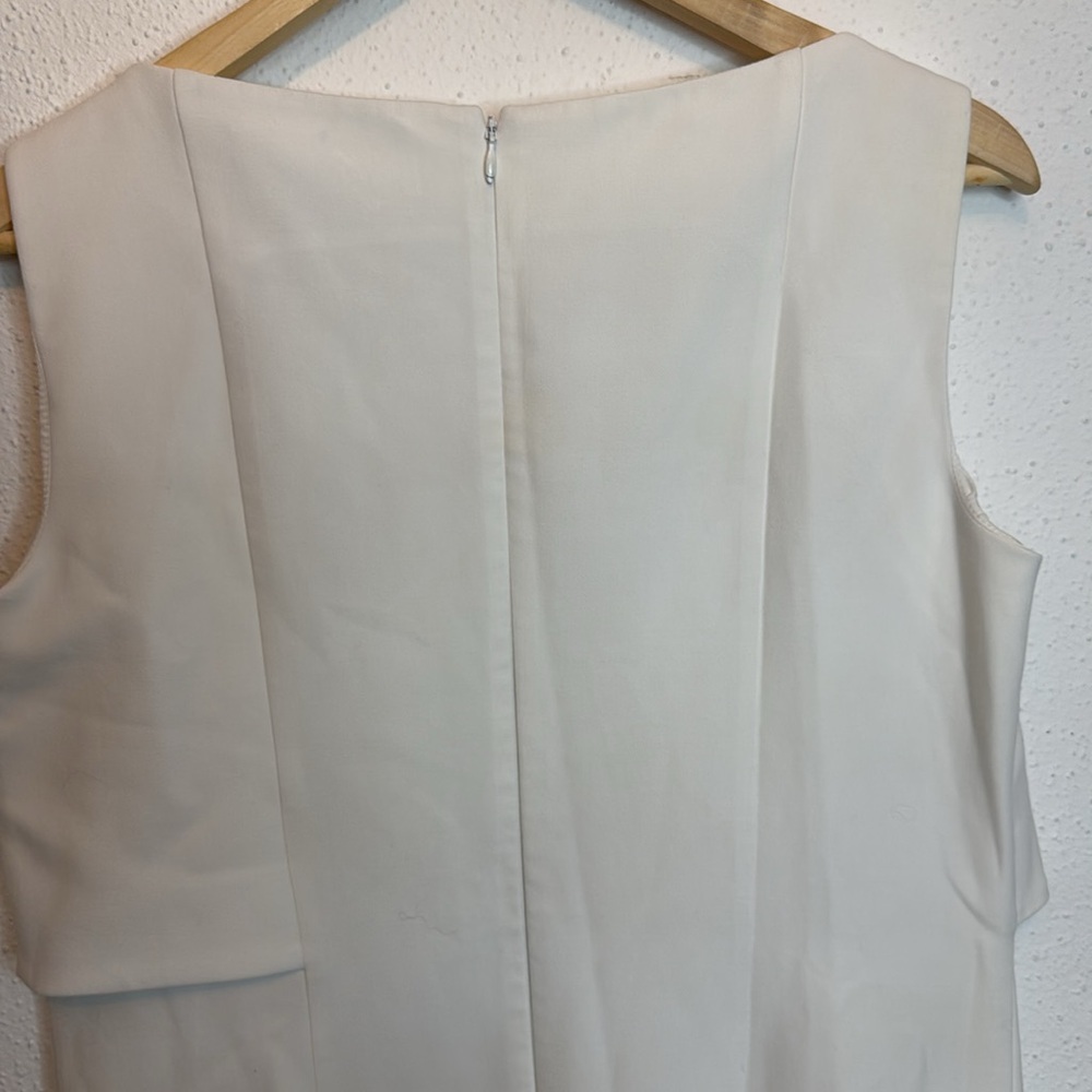 Hugo Boss Elegant White Sleeveless Slit Dress Size US 8P - Picture 3 of 7